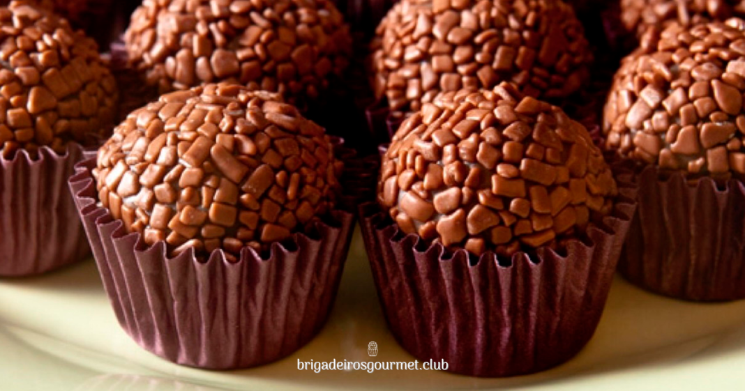 Receita de Brigadeiro Gourmet Tradicional | Brigadeiro Gourmet